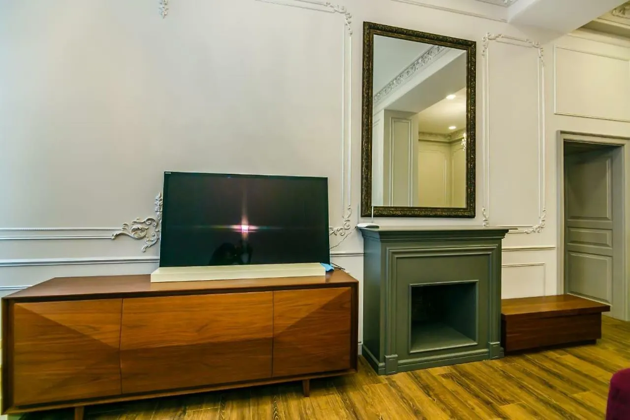 Luxary Home Vip Flora Inn Baku 0*,  Azerbeijão